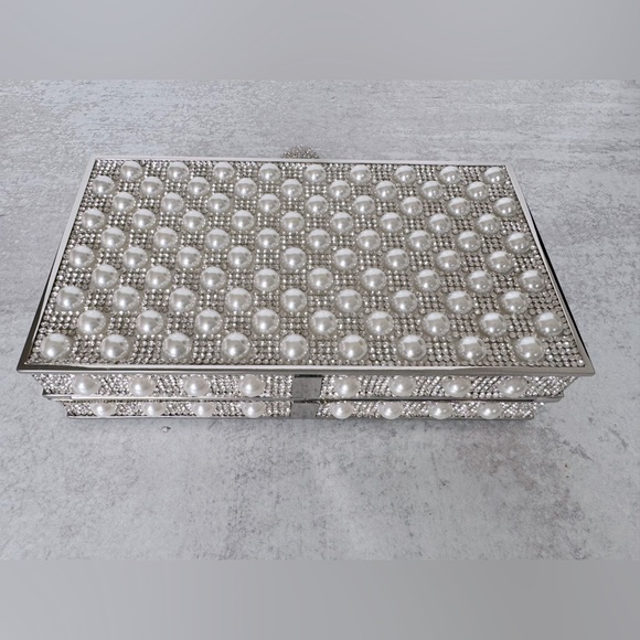 Sophia Webster Pearl & Crystal Clara Bag - Picture 3 of 16